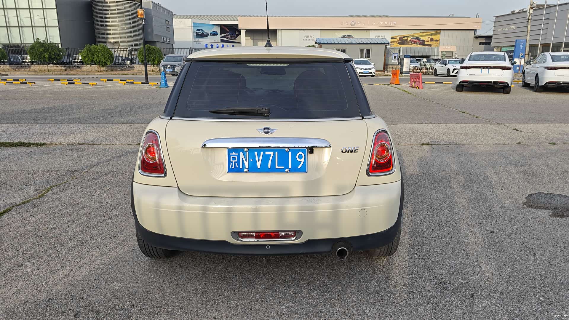 Mini ONE, 2013 6