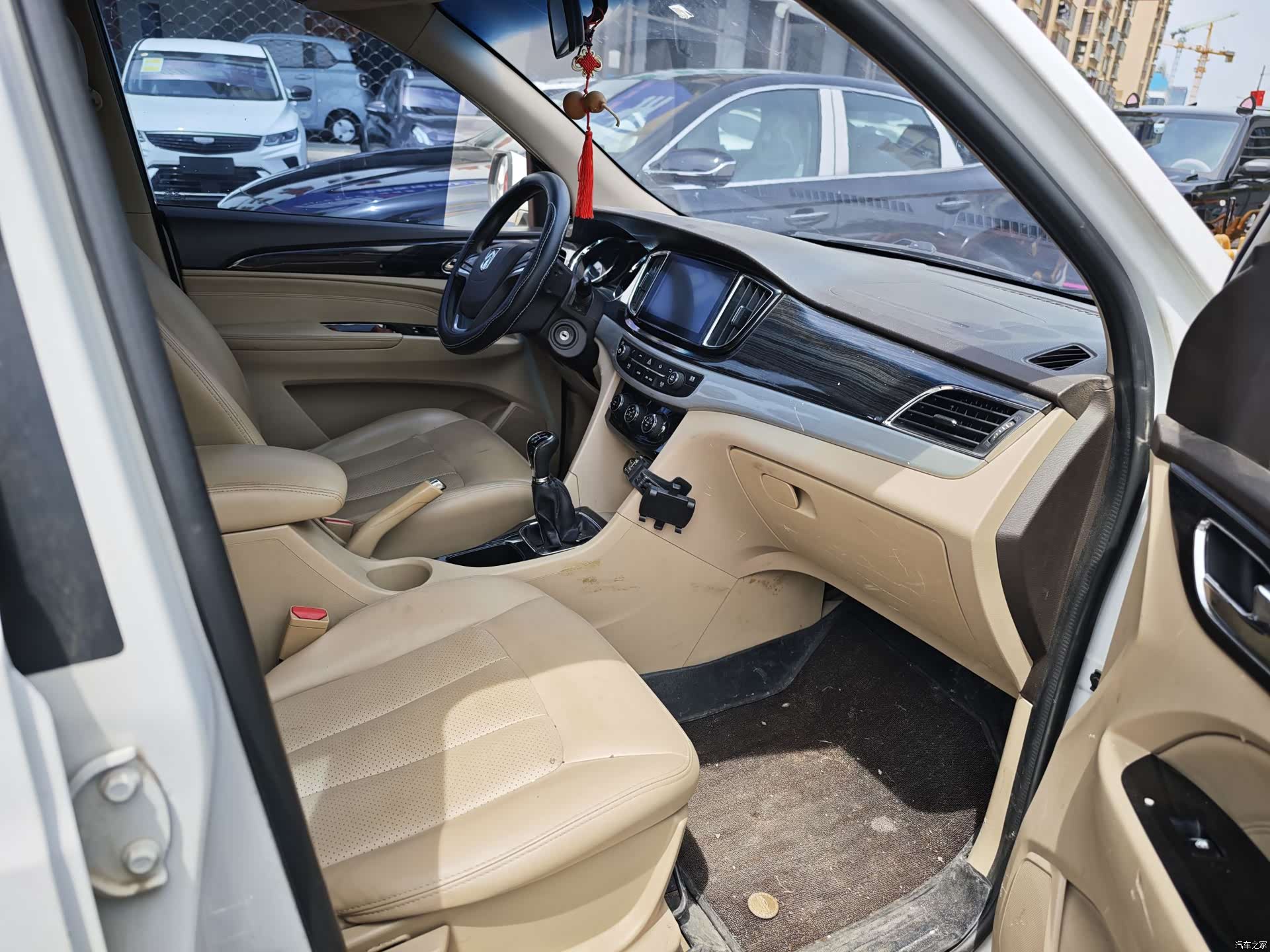Wuling 730, 2016 11