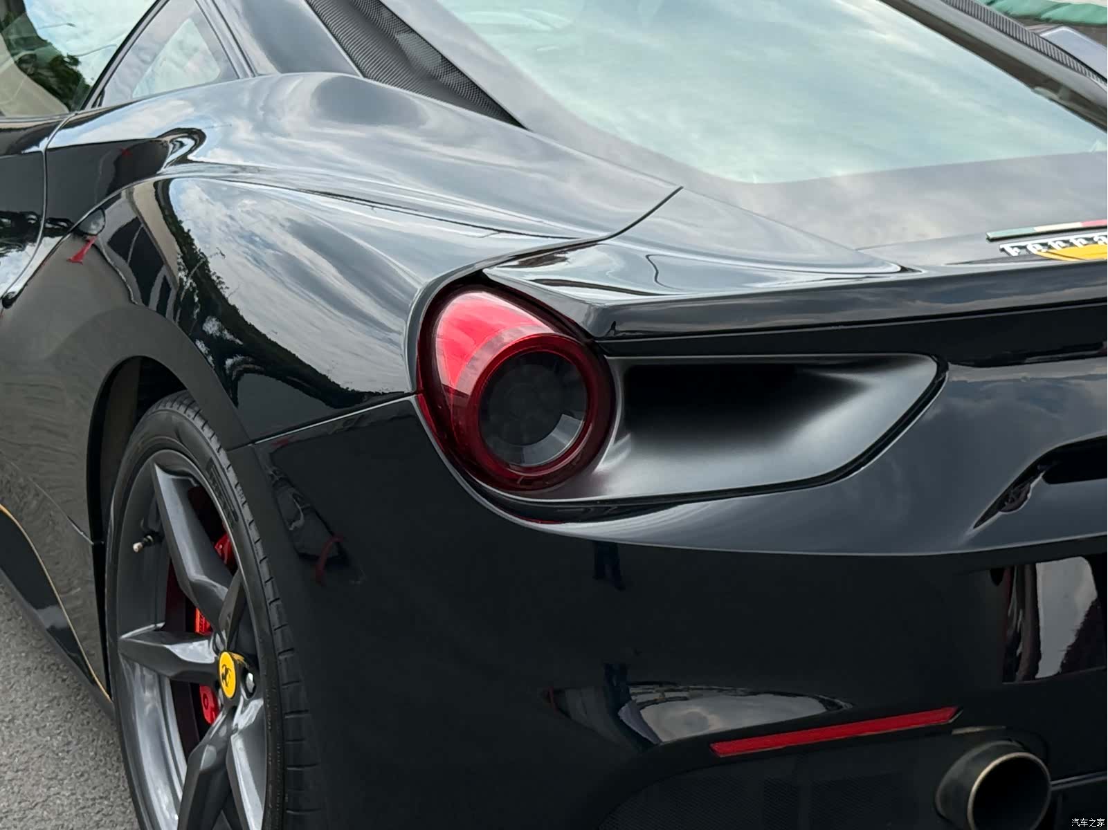 Ferrari 488, 2018 8