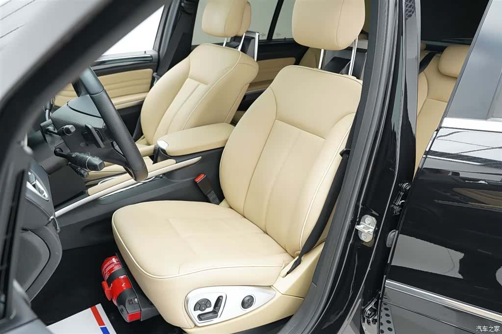 Mercedes-Benz M-Class, 2012 7