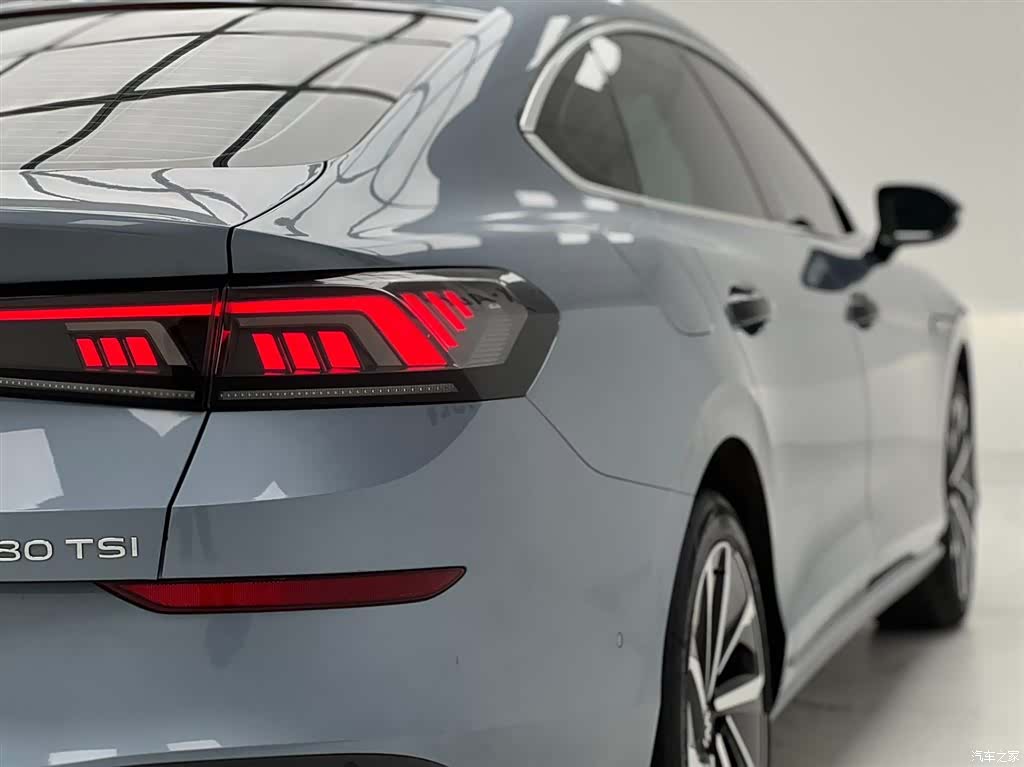 Volkswagen Lamando, 2022 11
