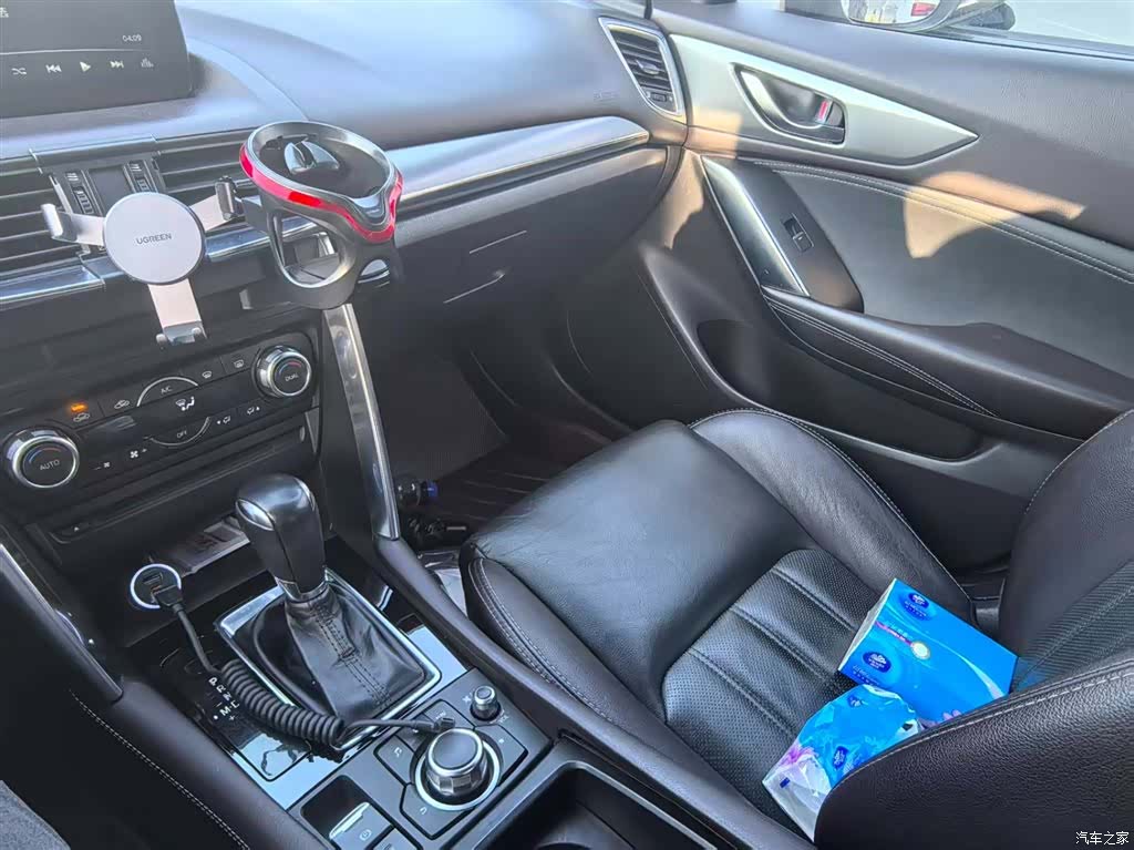 Mazda CX-4, 2019 14