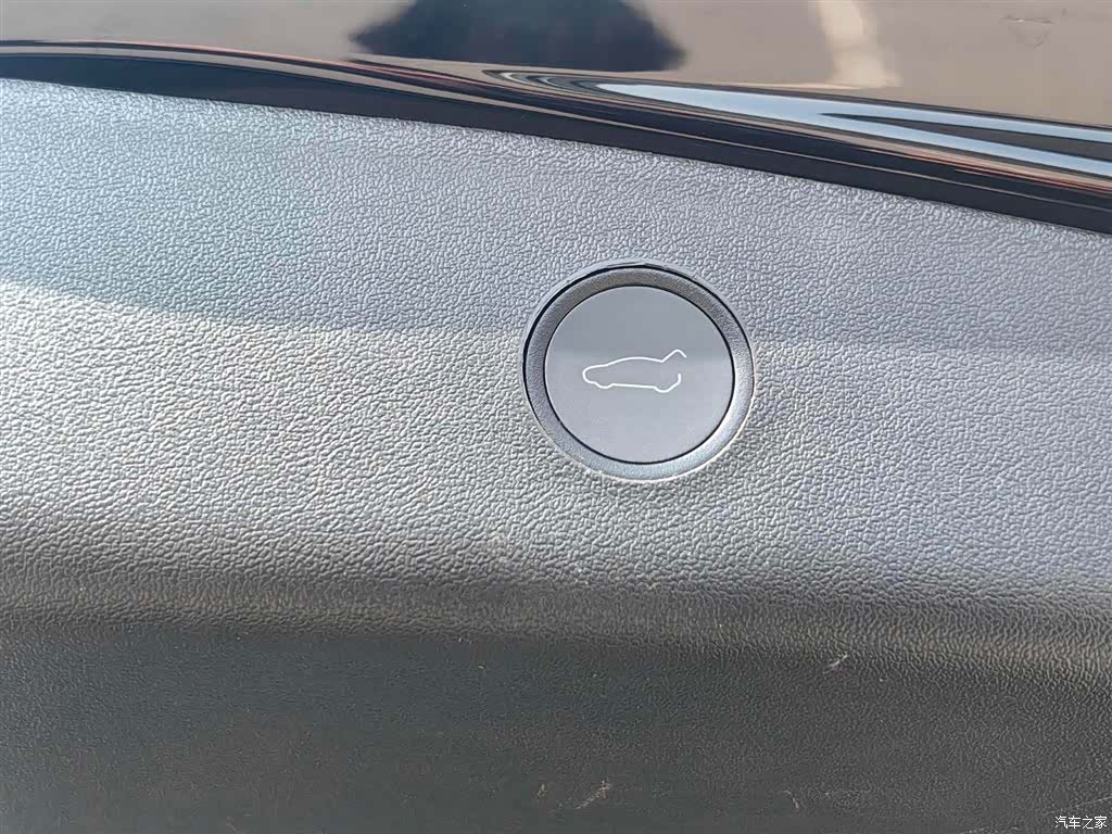 Tesla Model 3, 2023 15