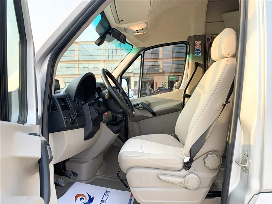 Mercedes-Benz Lingte 2019, фото 4