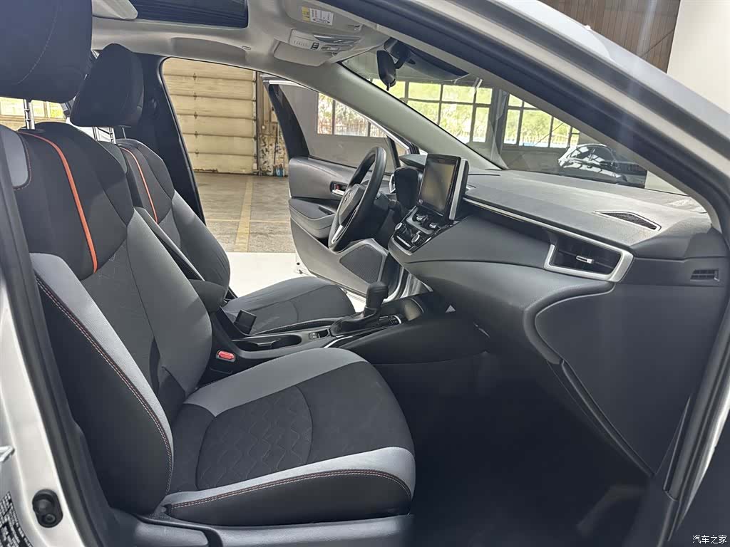 Toyota Corolla, 2023 4
