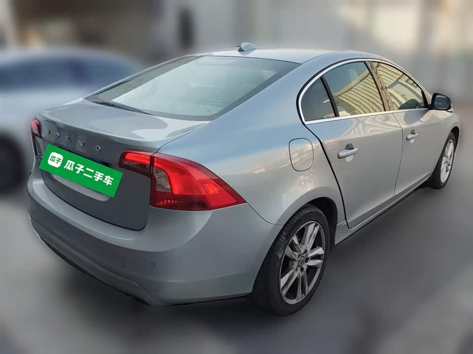 Volvo S60