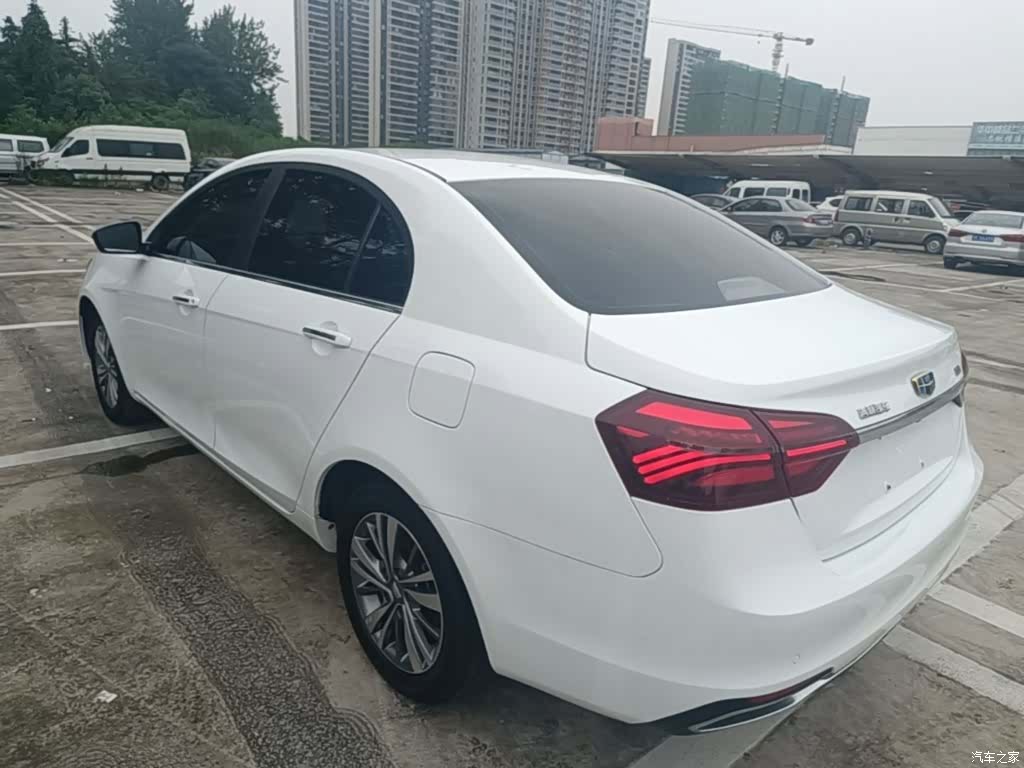 Geely Emgrand, 2019 все фото