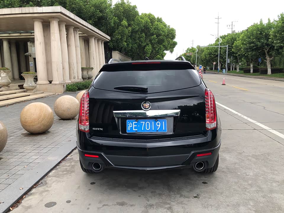 Cadillac SRX