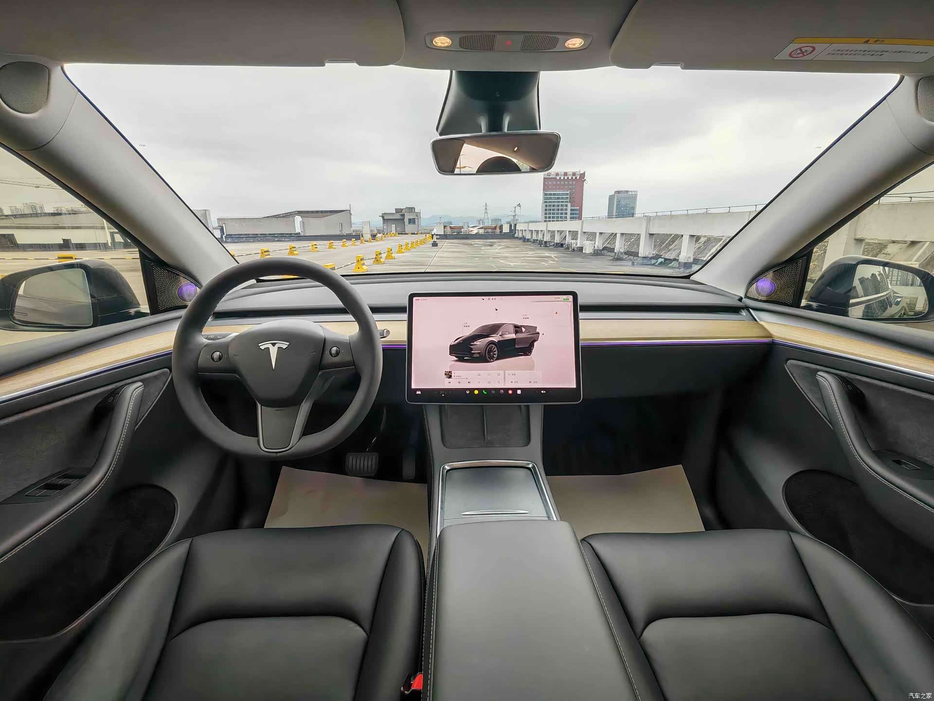 Tesla Model Y, 2022 11