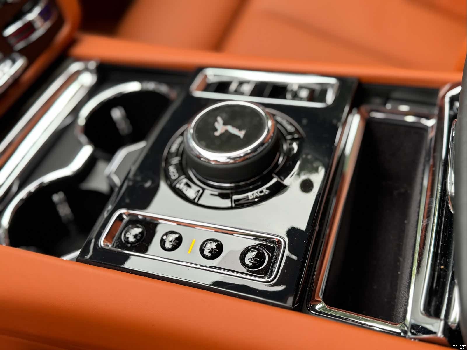 Rolls-Royce Ghost, 2022 15