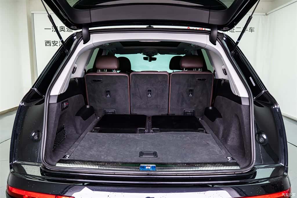 Audi Q7, 2021 8