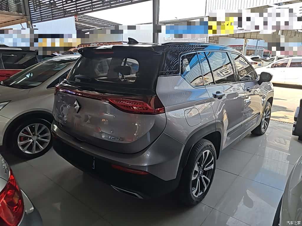 Wuling RS-5, 2019 7