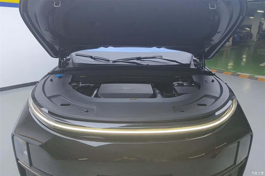 Li Auto L7, 2024 10