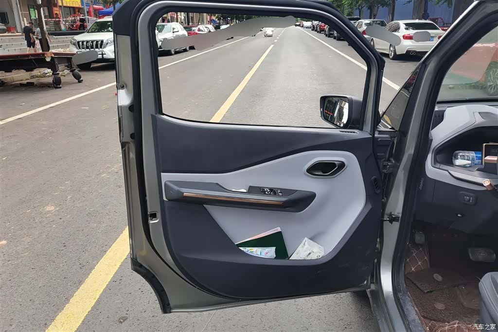 Wuling E200, 2018 7