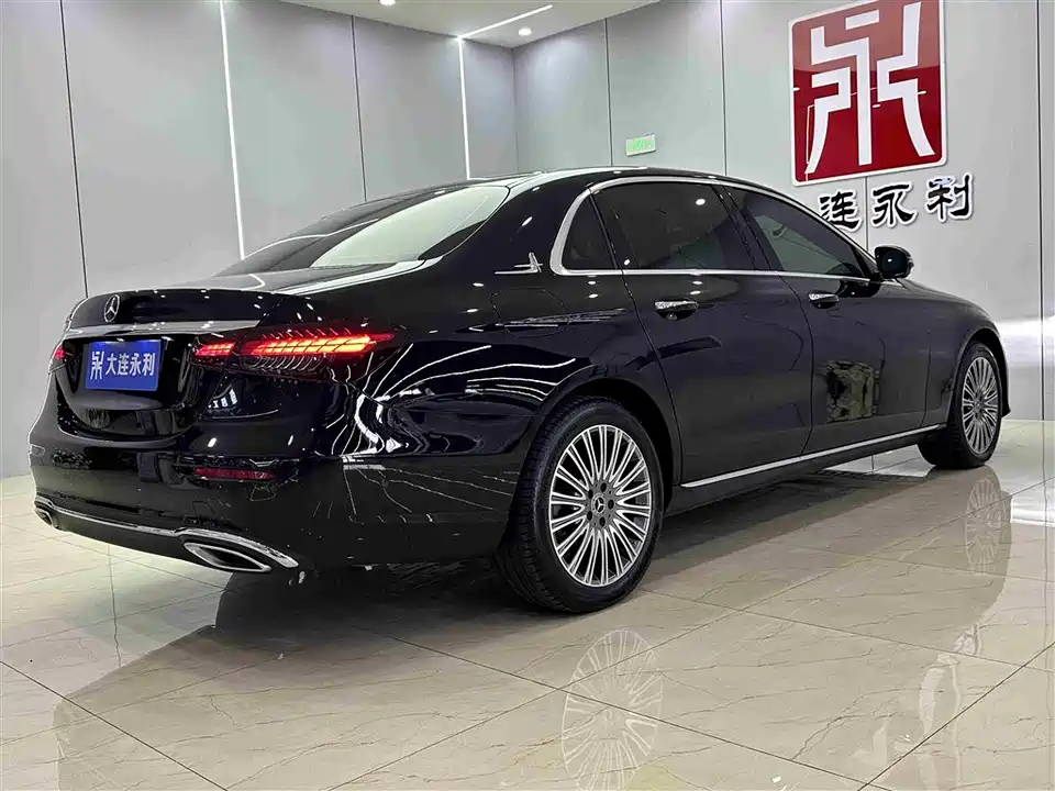 Mercedes-Benz E-class Mercedes-Benz E-class
