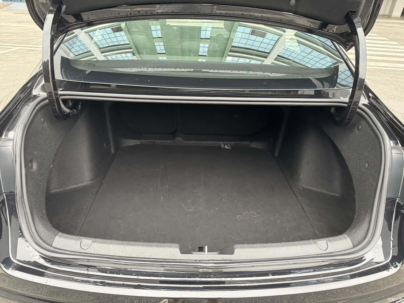 Geely Preface, 2024 29