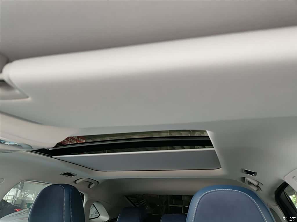 Geely Preface, 2021 18