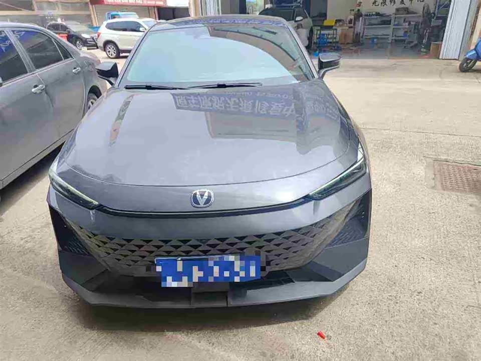 Changan UNI-V