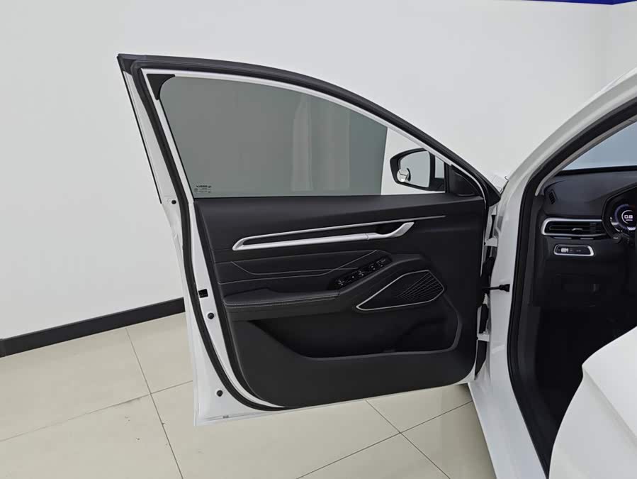Geely Emgrand 2024, фото 7