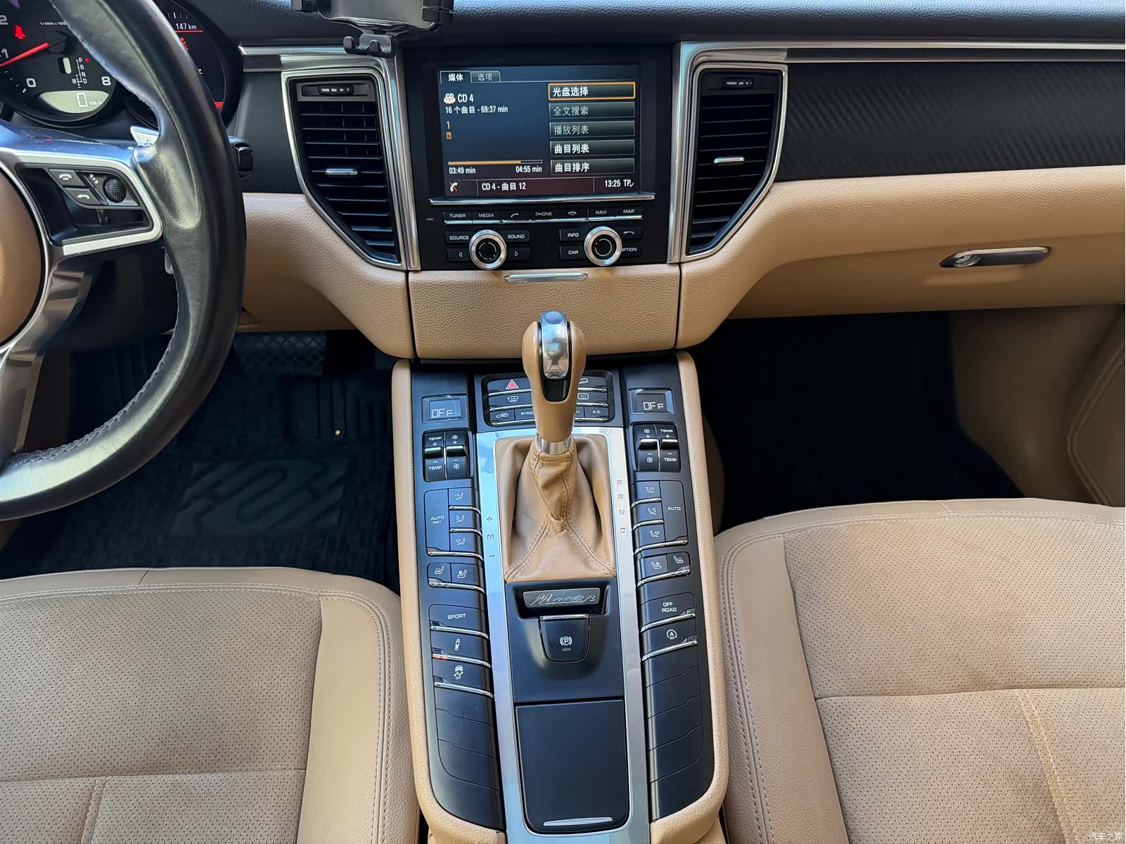 Porsche Macan, 2015 8