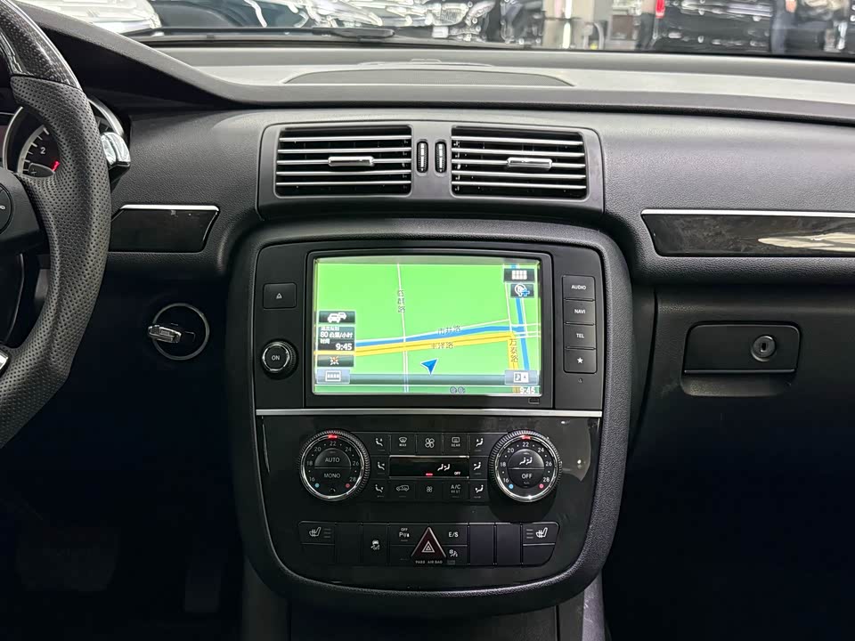 Mercedes-Benz R-class