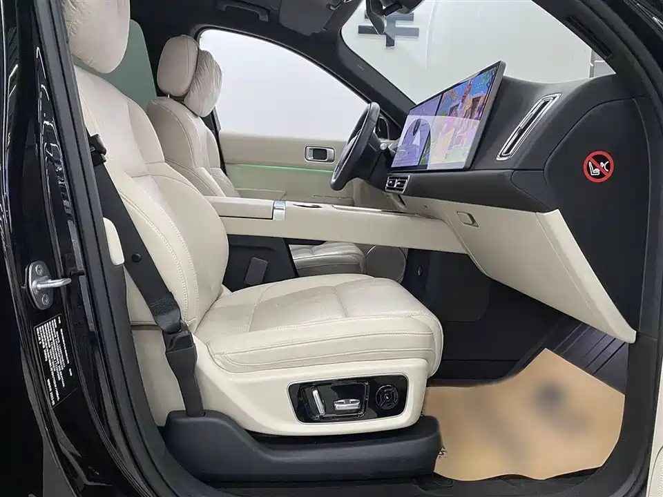 Li Auto Ideal L8