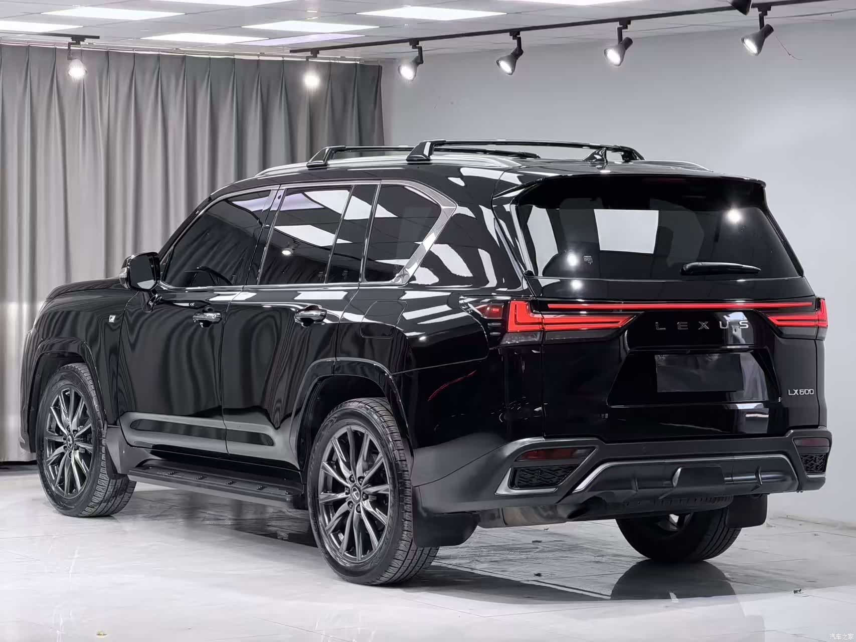 Lexus LX, 2024 11