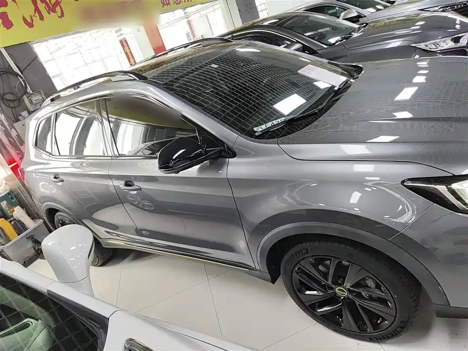 Roewe RX5 Roewe RX5