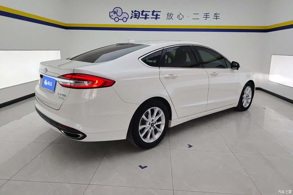 Ford Mondeo, 2017 3