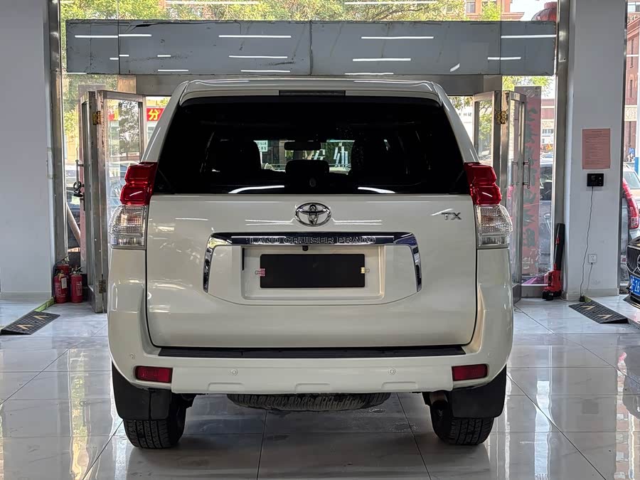 Toyota Prado 2013, фото 4