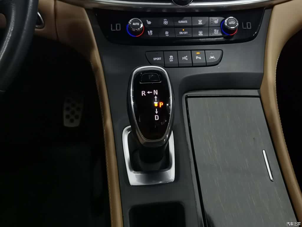 Buick LaCrosse, 2016 13