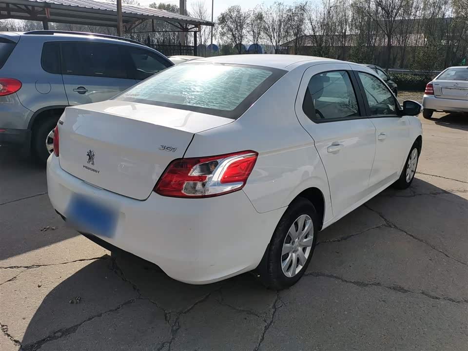 Peugeot 301