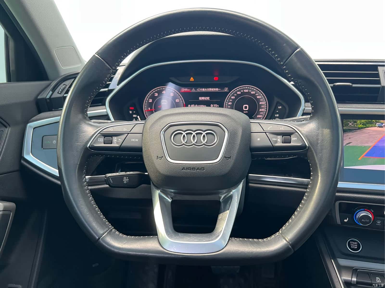 Audi Q3, 2022 10