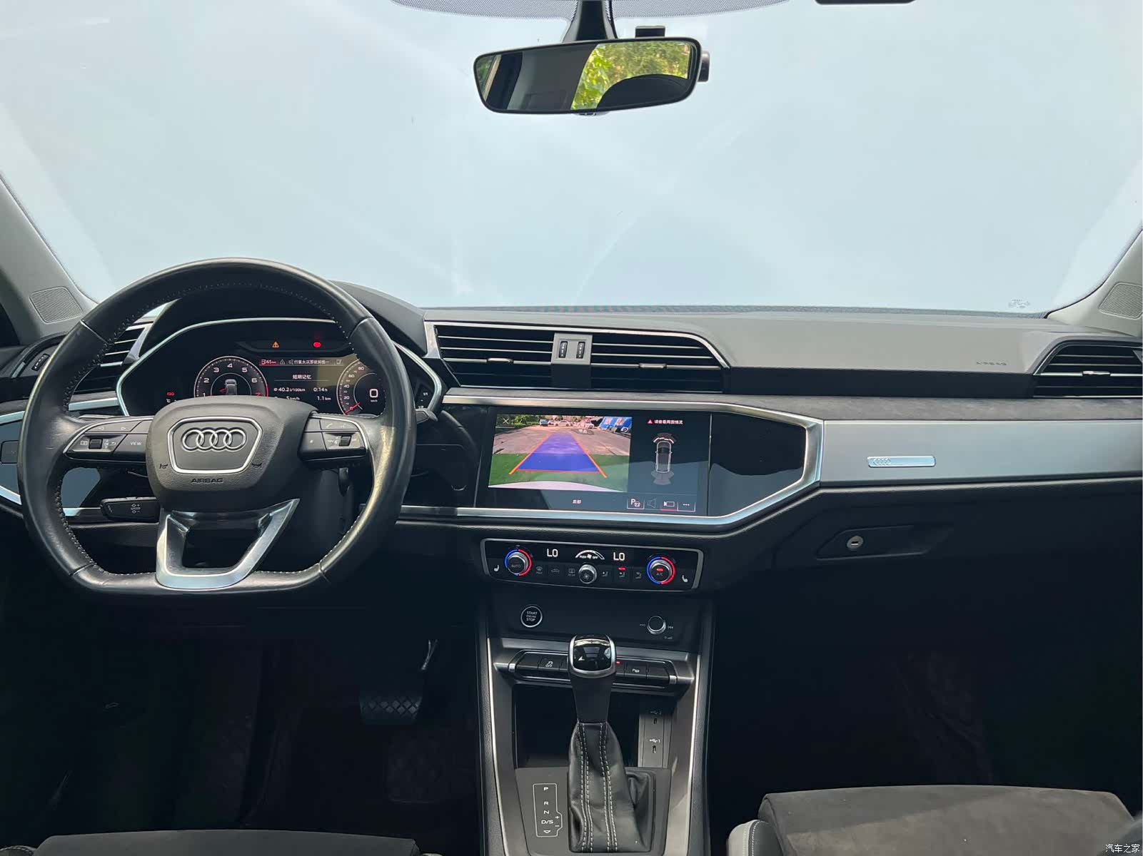 Audi Q3, 2022 9