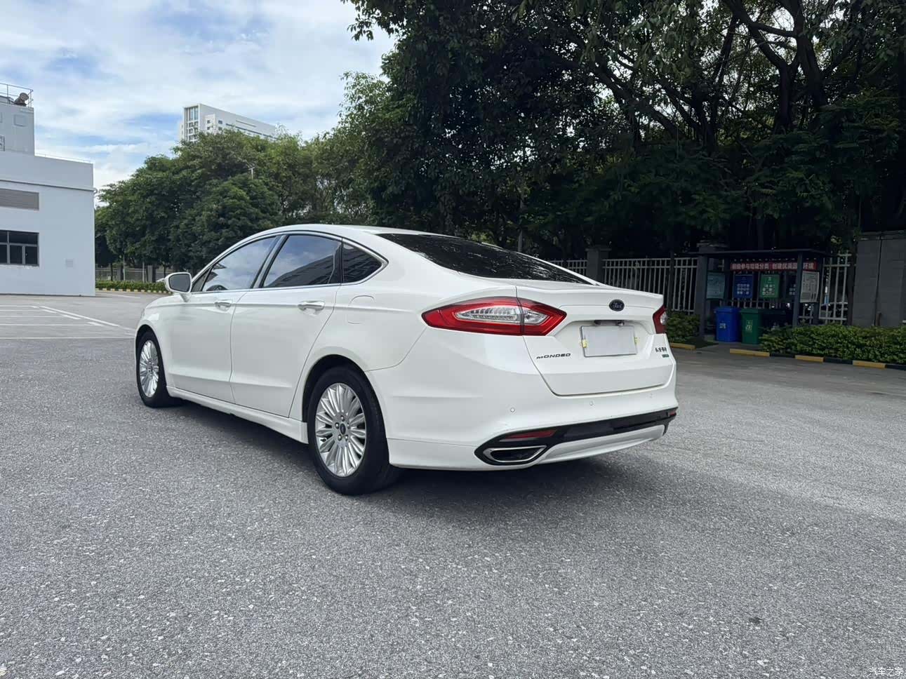 Ford Mondeo, 2014 29