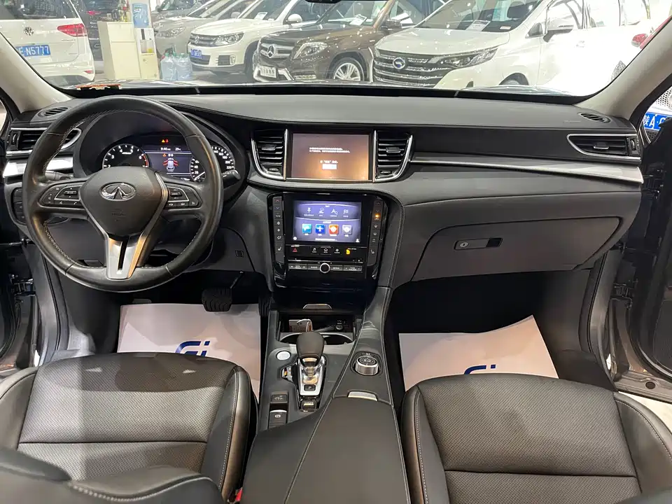 Infiniti QX50