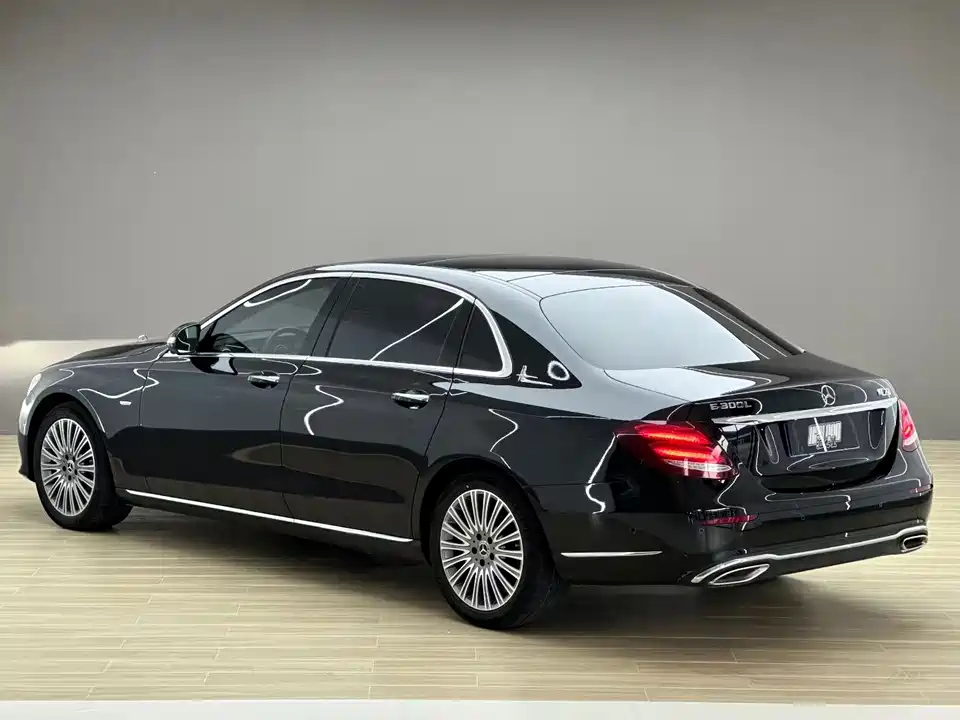 Mercedes-Benz E-class Mercedes-Benz E-class