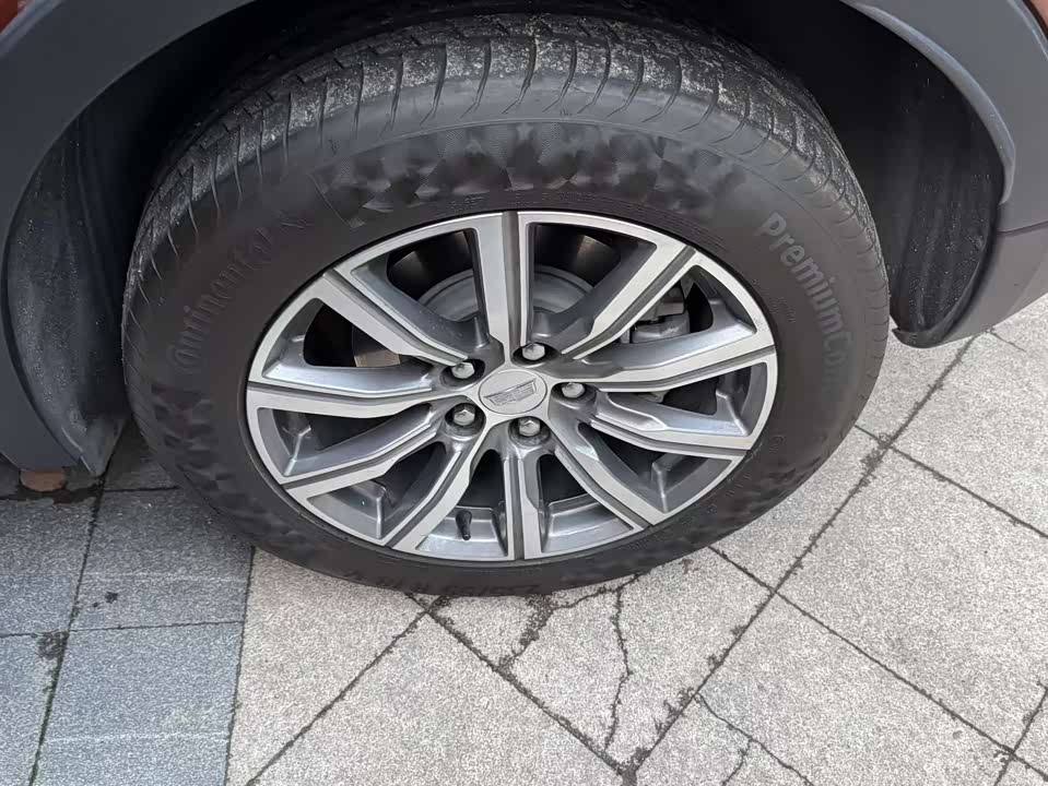 Cadillac XT4