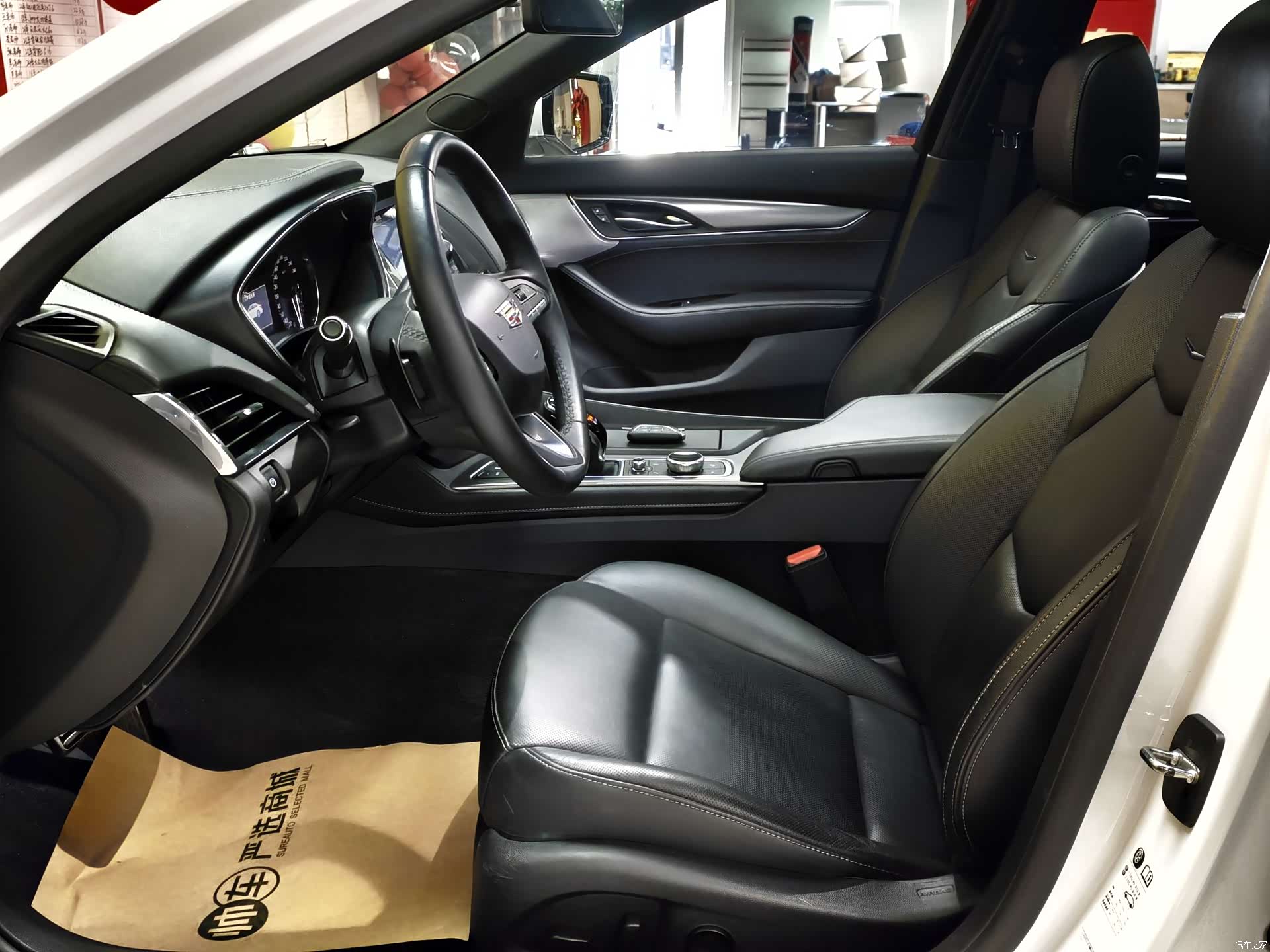 Cadillac CT5, 2022 10