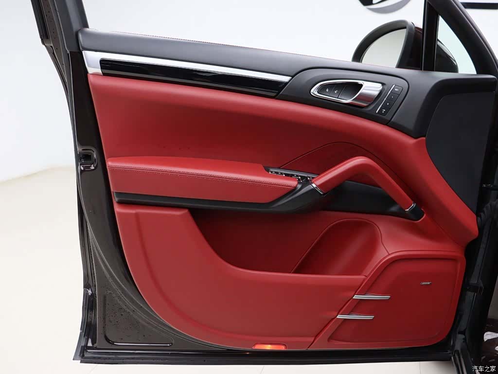 Porsche Cayenne, 2016 6