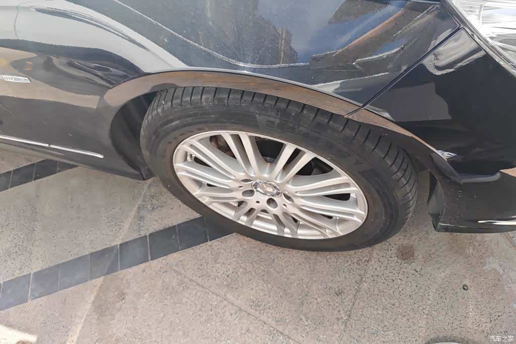 Mercedes-Benz E-Class, 2012 6