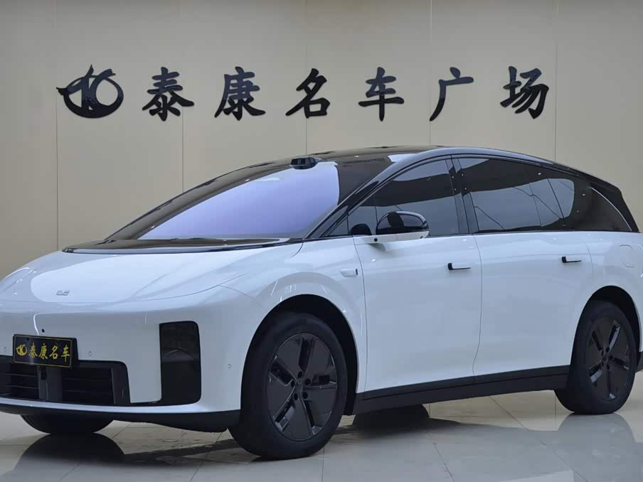 Li Auto i8