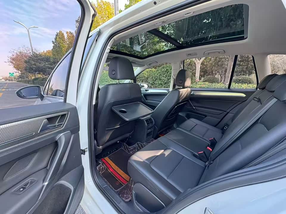 Volkswagen Golf*Jiayu