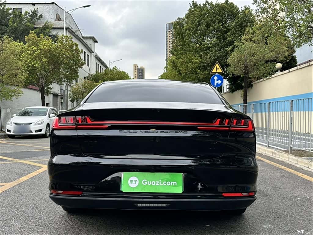 BYD Han, 2022 13