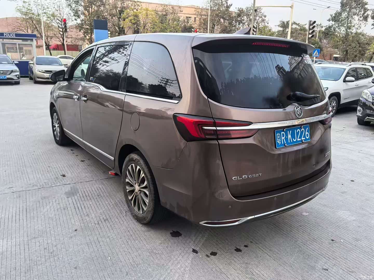 Buick GL8, 2020 все фото