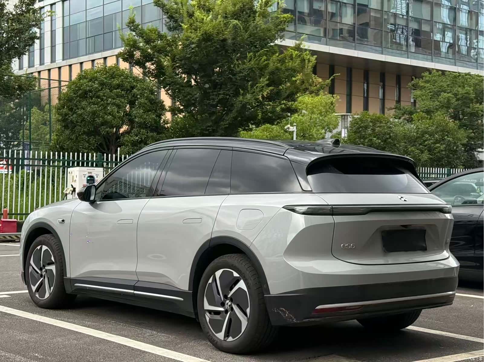NIO ES6, 2024 4