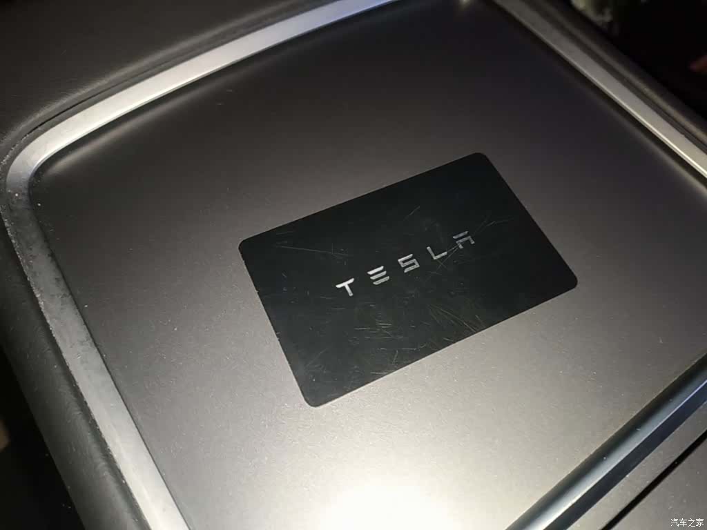 Tesla Model Y, 2021 9