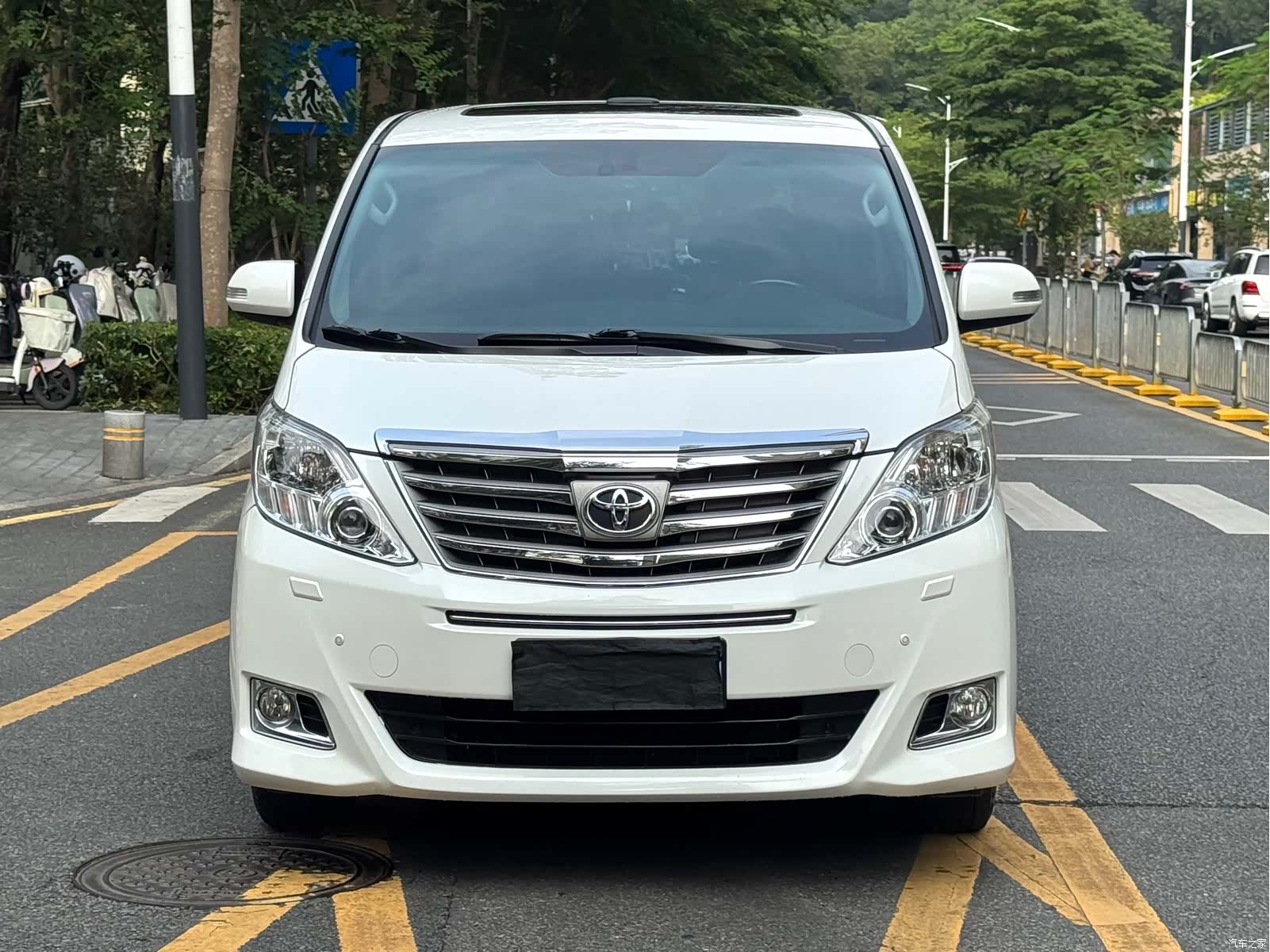 Toyota Alphard, 2014 2