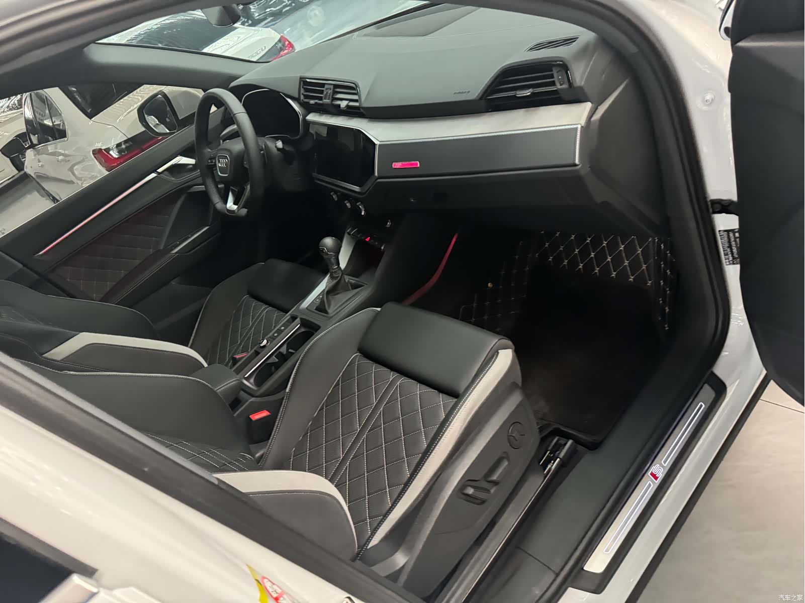 Audi Q3, 2025 6