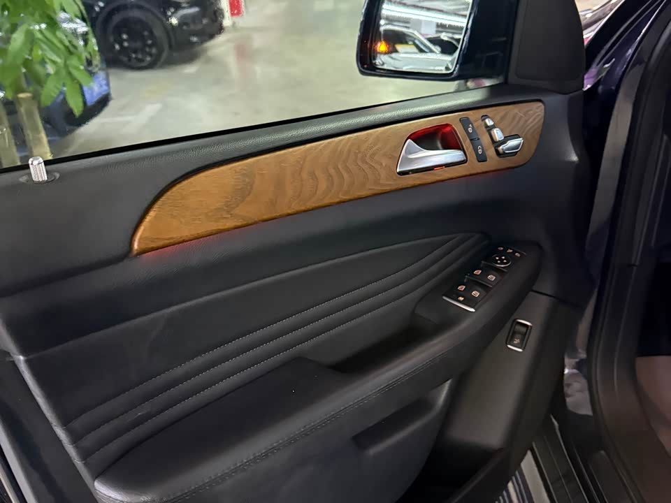 Mercedes-Benz GLE coupe Mercedes-Benz GLE coupe